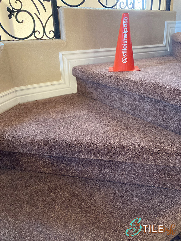 carpet stairs  corner